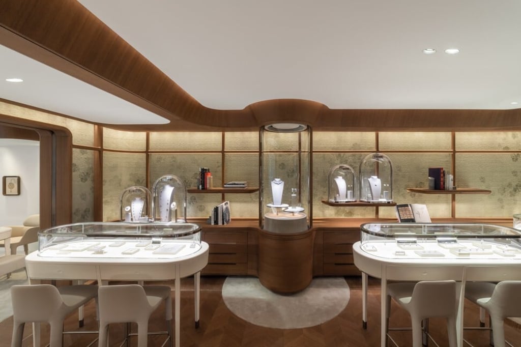 High jewellery, watches and fine jewellery are displayed at Van Cleef & Arpels’ Hong Kong flagship store. Photo: VCA High jewellery, watches and fine jewellery are displayed at Van Cleef & Arpels’ Hong Kong flagship store. Photo: VCA