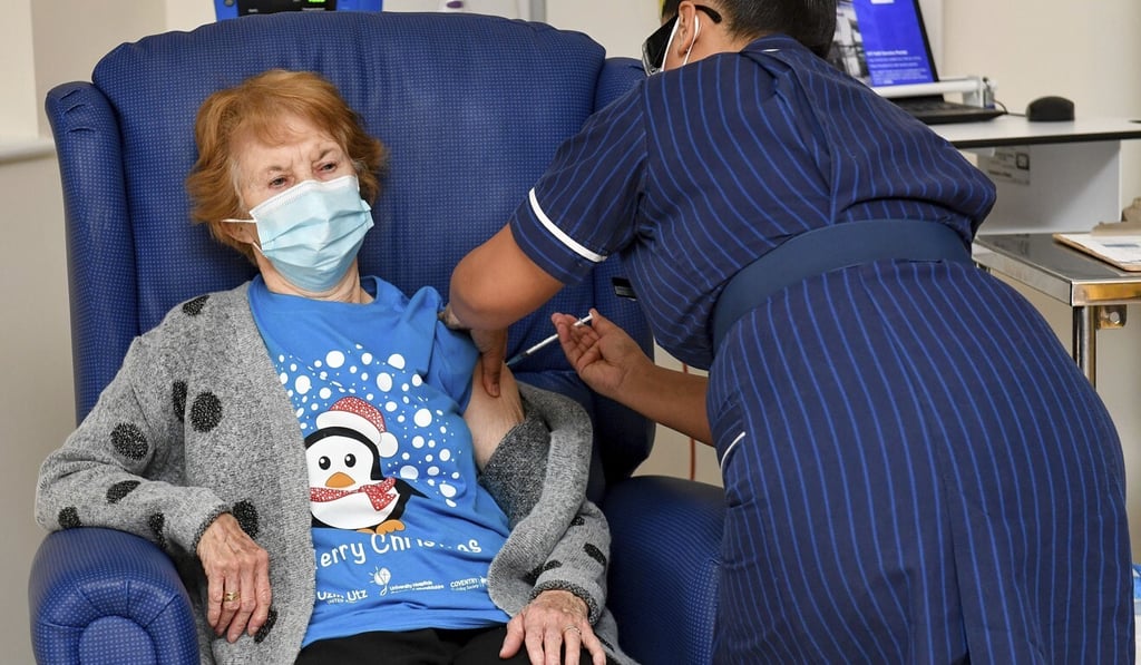 Margaret Keenan, the first patient in the UK to receive the coronavirus vaccine, Photo: AP