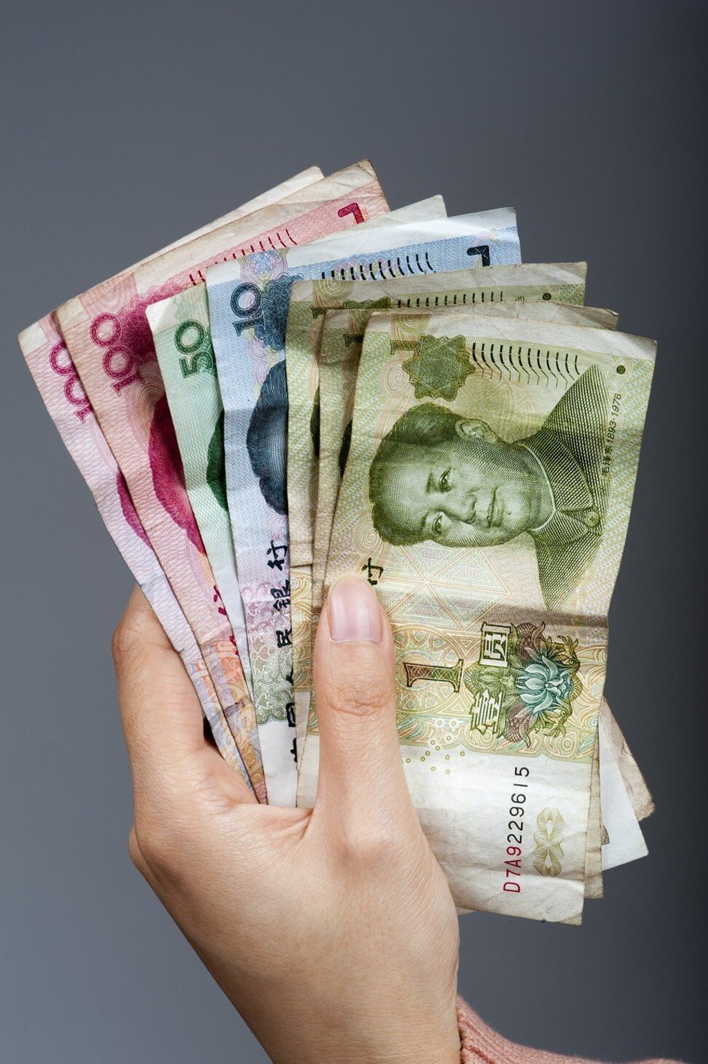 Cash is no longer king in China, and that causes difficulties for older people, who must get used to using a mobile phone to make payments. Photo: Education Images/Universal Images Group via Getty Images