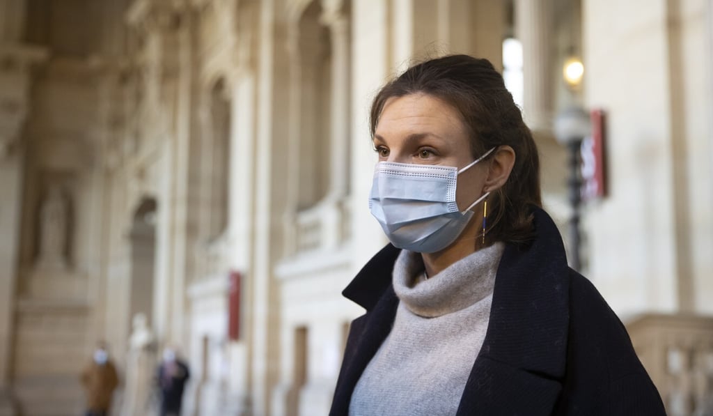 Ayoub El Khazzani’s lawyer, Sarah Mauger-Poliak, speaks to media before the verdict was issued in Paris on Thursday. Photo: EPA-EFE