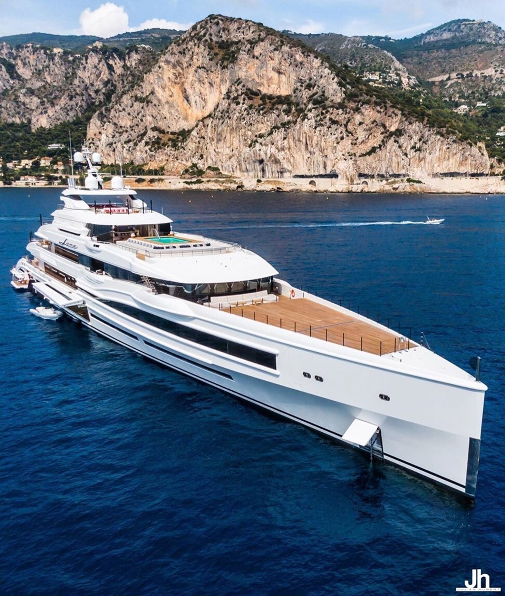 Benetti’s 107-metre Lana superyacht. Photo: @julien_hubert/Instagram