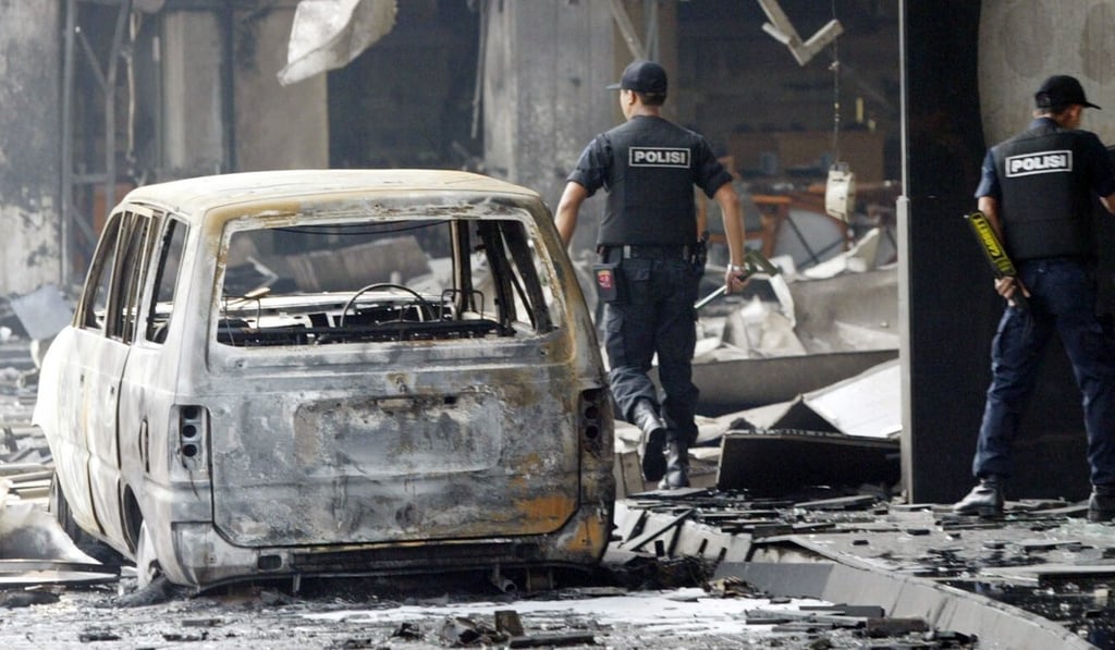 Jemaah Islamiah was blamed for a huge bomb blast at the JW Marriot Hotel in Jakarta in 2003. Photo: EPA