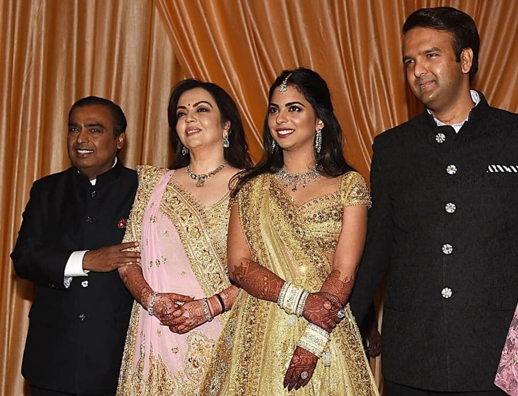 The ever-glamorous Ambani family. Photo: @nitaambani9/Instagram