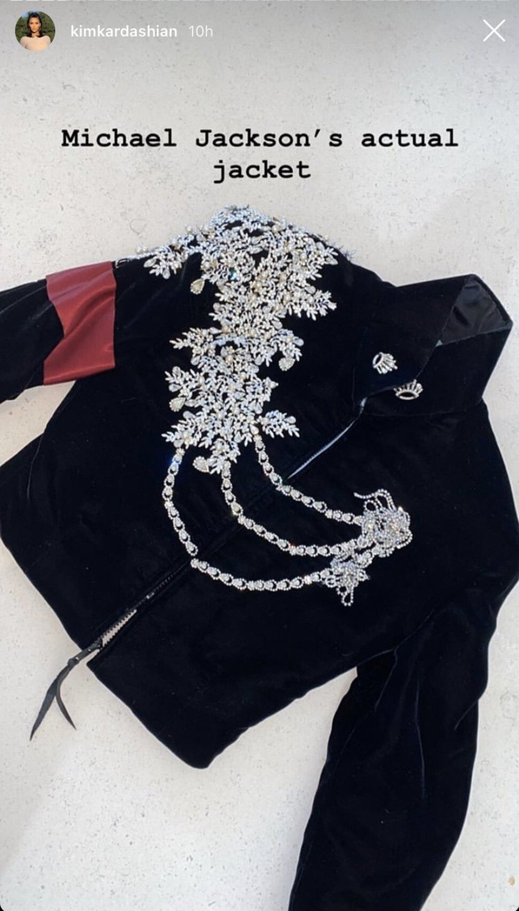 Kim Kardashian gifted this original Michael Jackson jacket to her daughter North. Photo: @Glaziang/Twitter