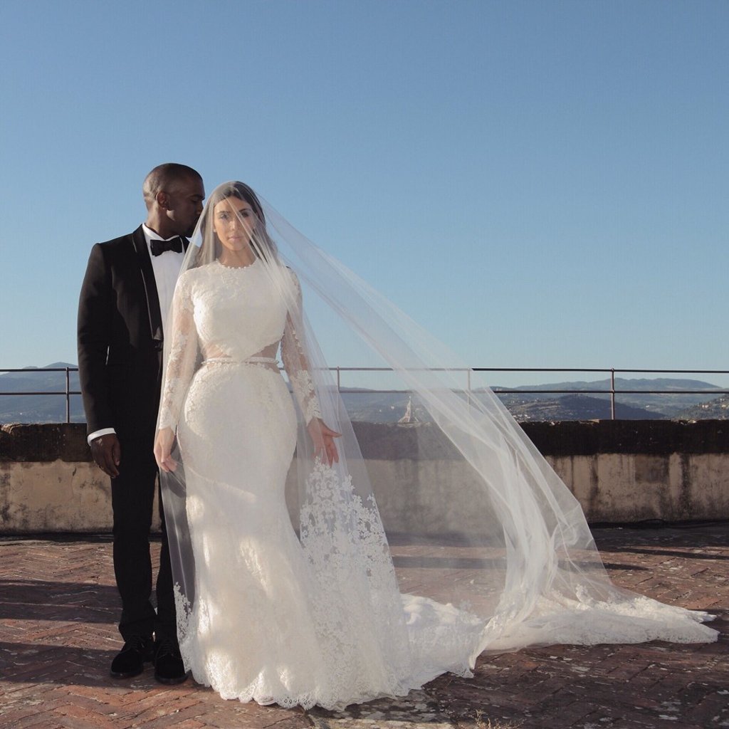 Kim Kardashian and Kanye West pose for wedding photos in 2014. Photo: @kimkardashian/Instagram Kim Kardashian and Kanye West pose for wedding photos in 2014. Photo: @kimkardashian/Instagram