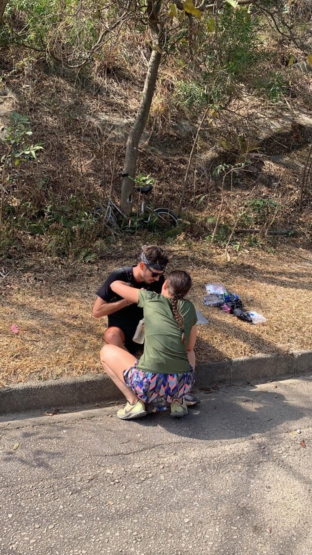 Rudy Bottin is encouraged to keep moving by his teammates.