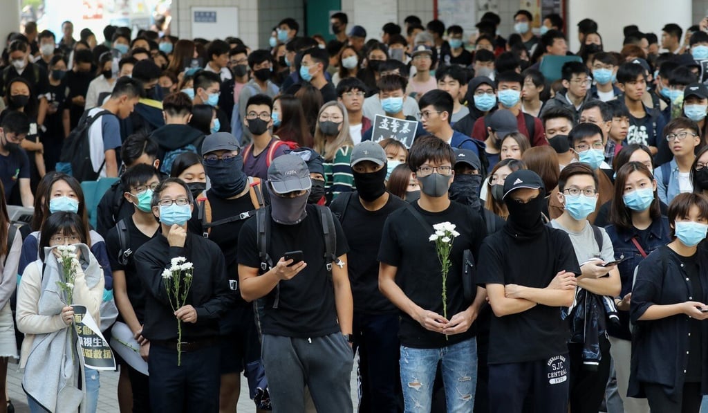 Well-wishers mourn the death of Alex Chow at HKUST in November 2019. Photo: Dickson Lee
