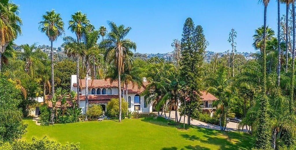 Anna Shay recently put her Beverly Hills home on the market. Photo: Realtor.com
