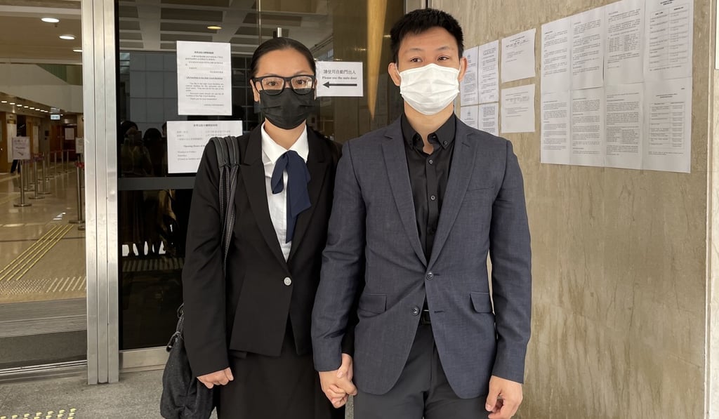 Elaine To (left) and husband Tong Wai-hung leaving the High Court on Monday. Photo: Jasmine Siu
