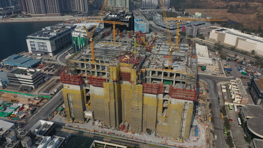 HKSTP is building the Advanced Manufacturing Centre in the Tseung Kwan O Industrial Estate. The facility spans 1.1 million square feet and is designed to offer a scalable, efficient and serviced space for industries of any scale. HKSTP is building the Advanced Manufacturing Centre in the Tseung Kwan O Industrial Estate. The facility spans 1.1 million square feet and is designed to offer a scalable, efficient and serviced space for industries of any scale.