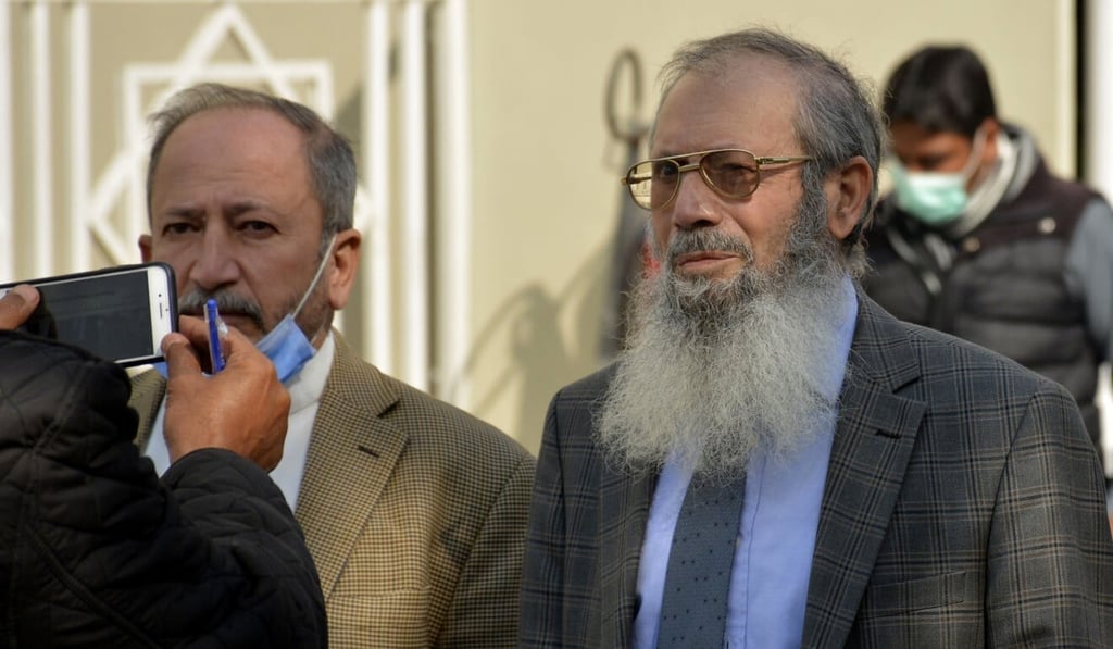 Ahmed Saeed Sheikh (right), father of Ahmed Omar Saeed Sheikh, speaks to journalists at Pakistan’s Supreme Court after an appeal hearing in the Daniel Pearl murder case on Thursday. Photo: AP