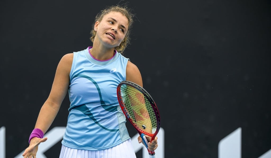 Italy's Jasmine Paolini reacts during her match against Wang at a tune-up tournament ahead of the Australian Open tennis championships in Melbourne, Australia. Photo: AP