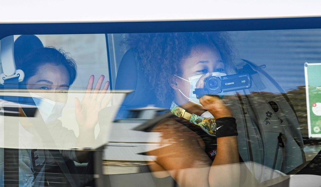 World No 3 Naomi Osaka returns to her Adelaide quarantine hotel after a practice session before the Australian Open. Photo: AFP World No 3 Naomi Osaka returns to her Adelaide quarantine hotel after a practice session before the Australian Open. Photo: AFP