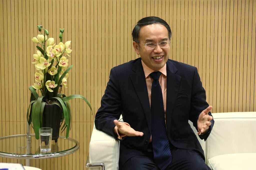 Secretary for Financial Services and the Treasury Christopher Hui Ching-yu, at the Central Government Offices in Tamar on June 5, 2020. Photo: Jonathan Wong Secretary for Financial Services and the Treasury Christopher Hui Ching-yu, at the Central Government Offices in Tamar on June 5, 2020. Photo: Jonathan Wong