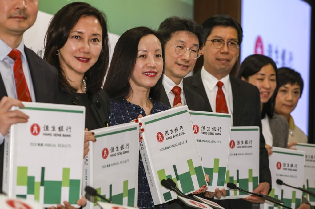(L-R): Executive Director and Head of Retail Banking and Wealth Management, Margaret Kwan Wing-han; Vice-Chairman and Chief Executive, Louisa Cheang Wai-wan; Chief Financial Officer, Andrew Leung Wing-lok; Head of Commercial Banking, Donald Lam Yin-shing; Treasurer and Head of Global Markets, Liz Chow Tan-ling; and Head of Global Banking, Daphne Wat Wing-kam, during the announcement of Hang Seng Bank’s results on February 19, 2019. Photo: Nora Tam