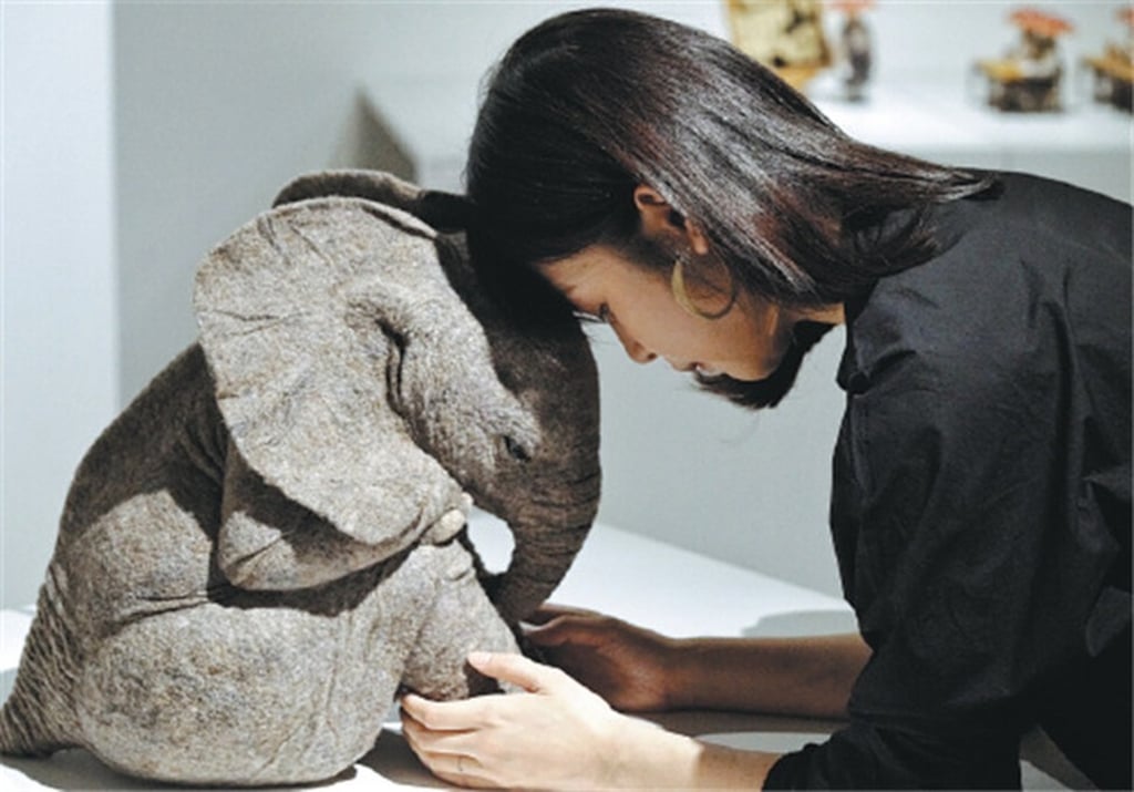 Yin Yue made her elephant while pregnant with her son. Photo: Weibo