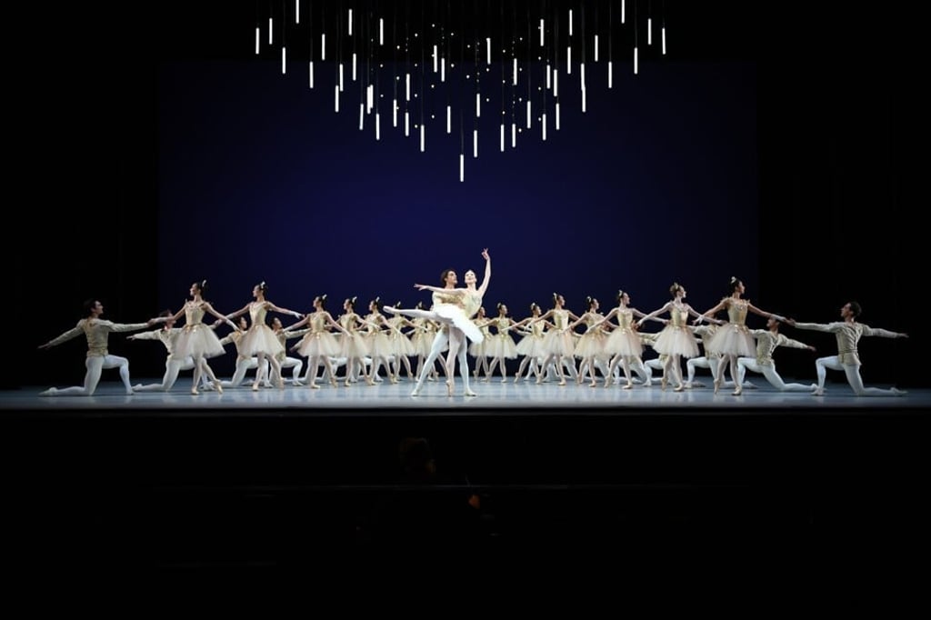 Daniel Camargo, Ye Feifei and the rest of the Hong Kong Ballet cast in Diamonds, the third part of Jewels by George Balanchine. Photo: Hong Kong Ballet/Tony Luk