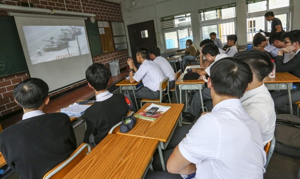 One of teacher Peter Lee’s lessons in 2019 on the Tiananmen crackdown which drew on his personal experiences. Photo: Jonathan Wong One of teacher Peter Lee’s lessons in 2019 on the Tiananmen crackdown which drew on his personal experiences. Photo: Jonathan Wong
