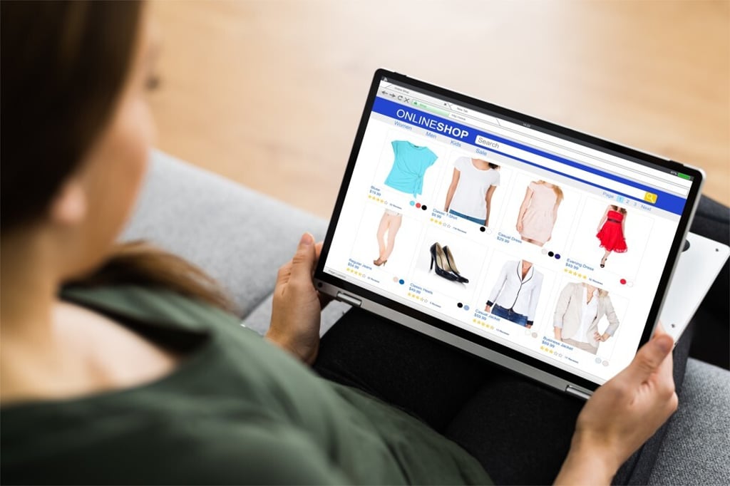 Buy and clothes online shop