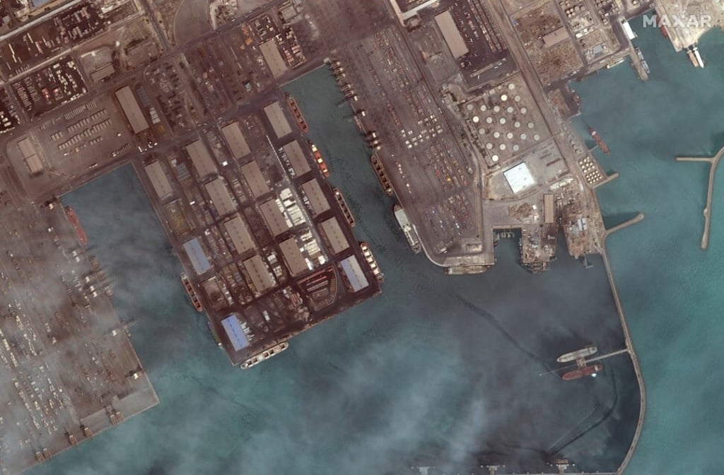 Iranian naval ship, the Makran, is seen in Bandar Abbas, Iran, in this satellite image taken on April 28. Image: Maxar Technologies handout via Reuters