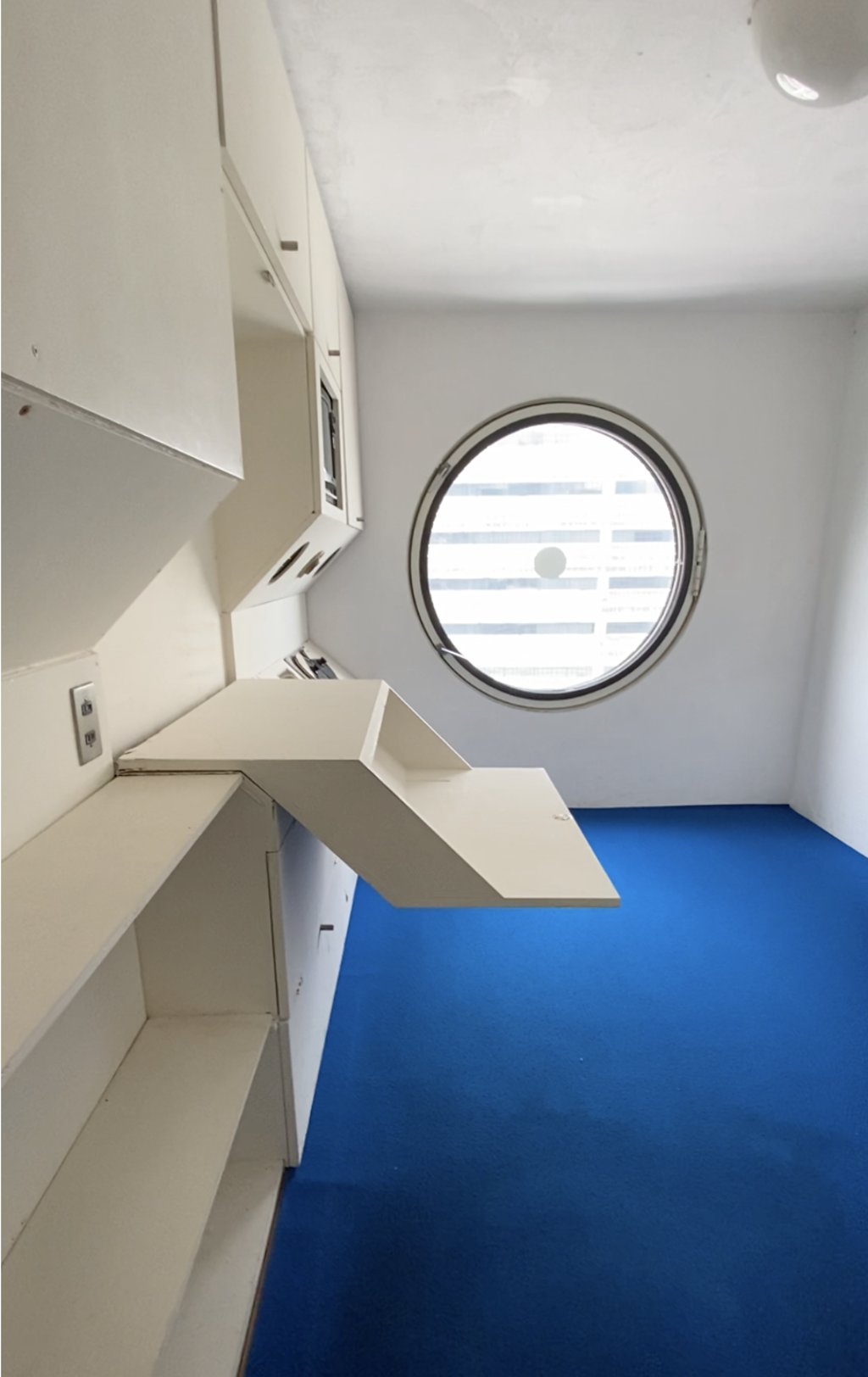A pull-down desk inside the Nakagin Capsule Tower. Photo: Yuka Yoshida A pull-down desk inside the Nakagin Capsule Tower. Photo: Yuka Yoshida