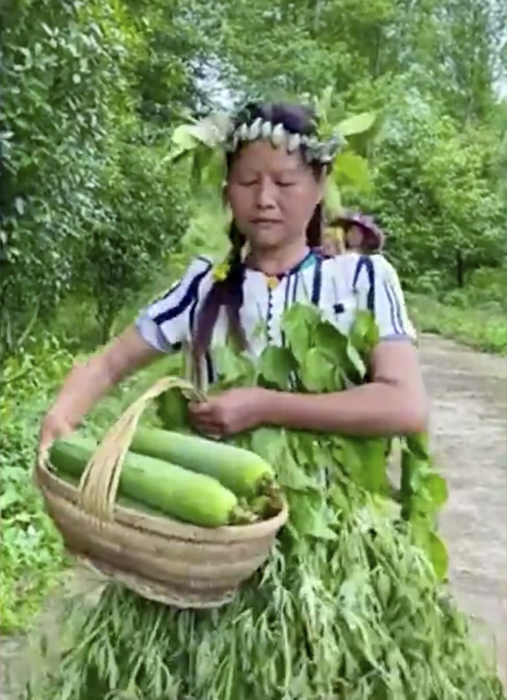 Step aside Paris, rural Chinese farmers put on fashion catwalk to sell ...