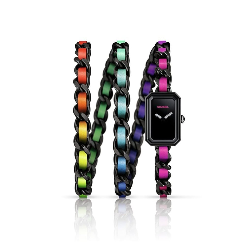未開封 CHANEL ELECTRO CAPSULE COLLECTION