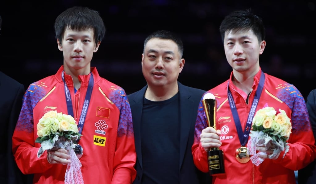 Ma Long (right), CTTA president Liu Guoliang (centre) and Lin Gaoyuan at a prize-giving ceremony in 2019. Photo: ITTF Ma Long (right), CTTA president Liu Guoliang (centre) and Lin Gaoyuan at a prize-giving ceremony in 2019. Photo: ITTF