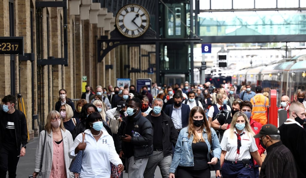Starting next week, Hong Kong will allow its residents stuck in Britain to return home from the city, provided they have a recognised vaccination record. Photo: Reuters