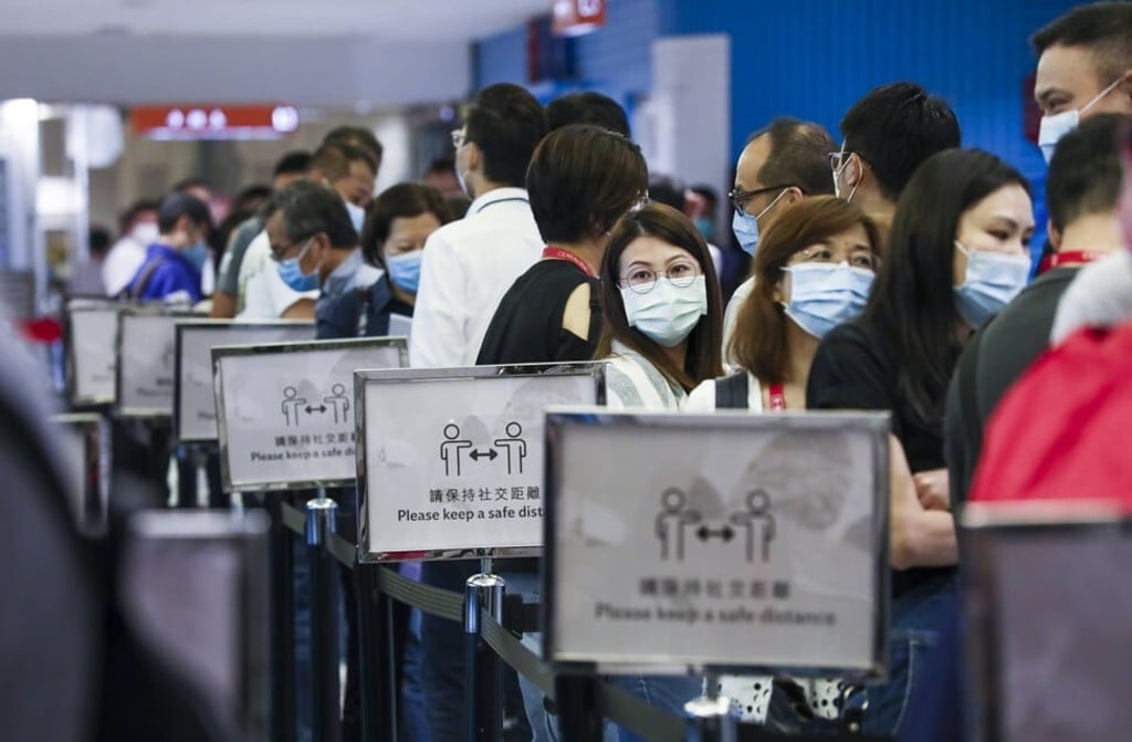 Potential homebuyers queuing up at New World Development’s sales office in Tsuen Wan to bid for 396 apartments of The Pavilia Farm project in Tai Wai on November 22, 2020. Photo: Jonathan Wong