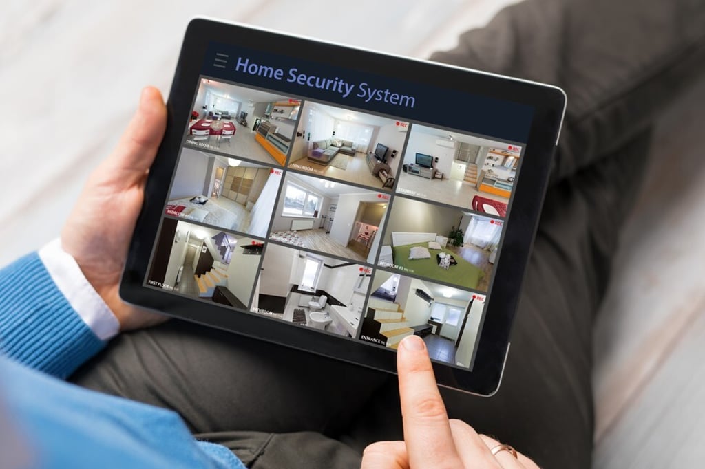 HyperConn technology ensures IoT devices are always getting the best signal, which helps homeowners keep an eye on their houses without the worry of network lapses. Photo: Shutterstock HyperConn technology ensures IoT devices are always getting the best signal, which helps homeowners keep an eye on their houses without the worry of network lapses. Photo: Shutterstock