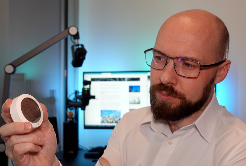 Simon Long, CBRE’s director of workspace technology, says internet ‘coverage, stability and capacity’ are important for people who want to set up well-functioning home offices. Simon Long, CBRE’s director of workspace technology, says internet ‘coverage, stability and capacity’ are important for people who want to set up well-functioning home offices.