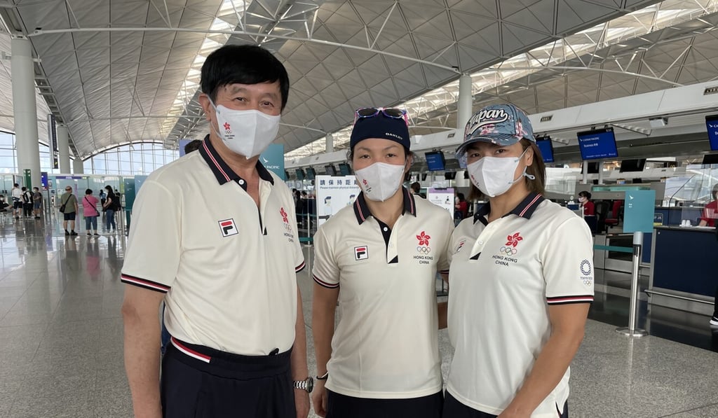 Head coach Shen Jinkang and two of his cyclists – Jessica Lee Hoi-yan and Sarah Lee – before their departure for the Tokyo Olympics. Photo: Chan Kin-wa Head coach Shen Jinkang and two of his cyclists – Jessica Lee Hoi-yan and Sarah Lee – before their departure for the Tokyo Olympics. Photo: Chan Kin-wa