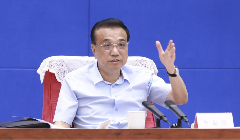 Premier Li Keqiang said researchers had to fully devote themselves and have “the same spirit as a blacksmith in the past”. Photo: Xinhua Premier Li Keqiang said researchers had to fully devote themselves and have “the same spirit as a blacksmith in the past”. Photo: Xinhua