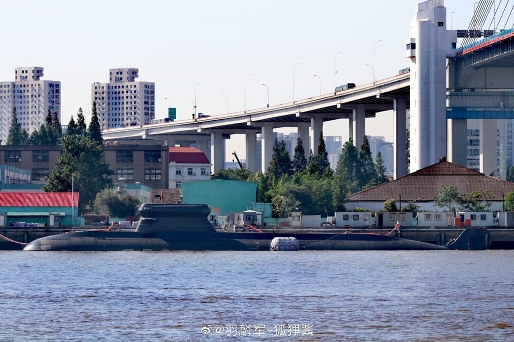 Observers say the sail of 039D Chinese submarine departs from other versions of the Type 039. Photo: Twitter