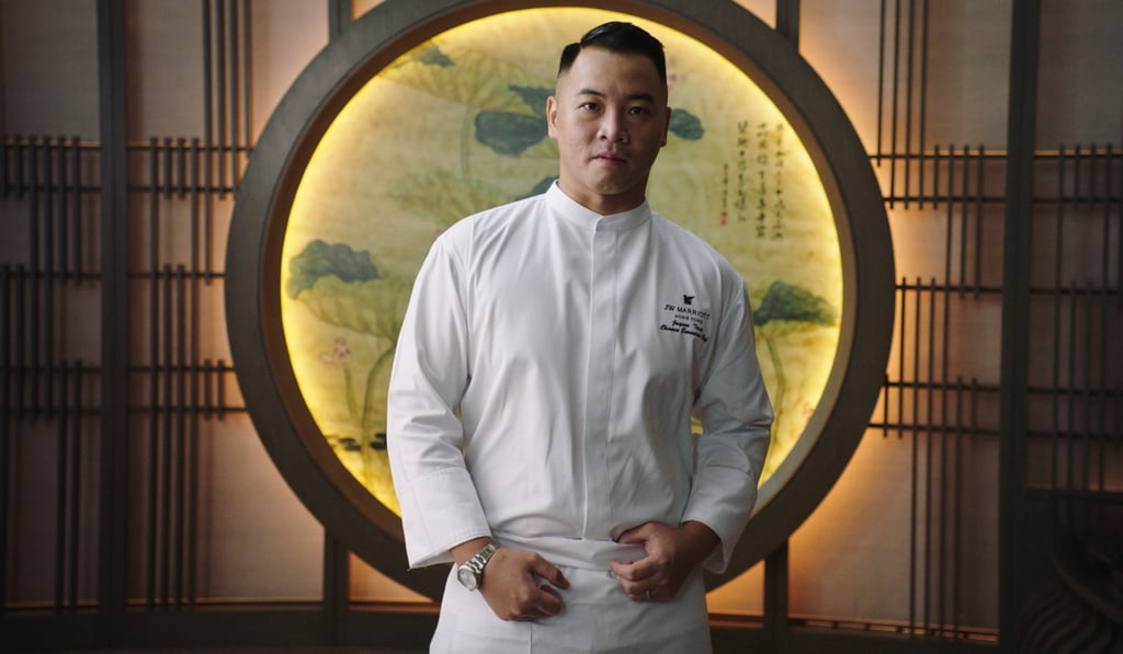 Dai pai dong cook’s son-turned-Michelin chef Jayson Tang of Man Ho Chinese Restaurant makes sure he connects with both his team of 35 cooks and his guests. Dai pai dong cook’s son-turned-Michelin chef Jayson Tang of Man Ho Chinese Restaurant makes sure he connects with both his team of 35 cooks and his guests.