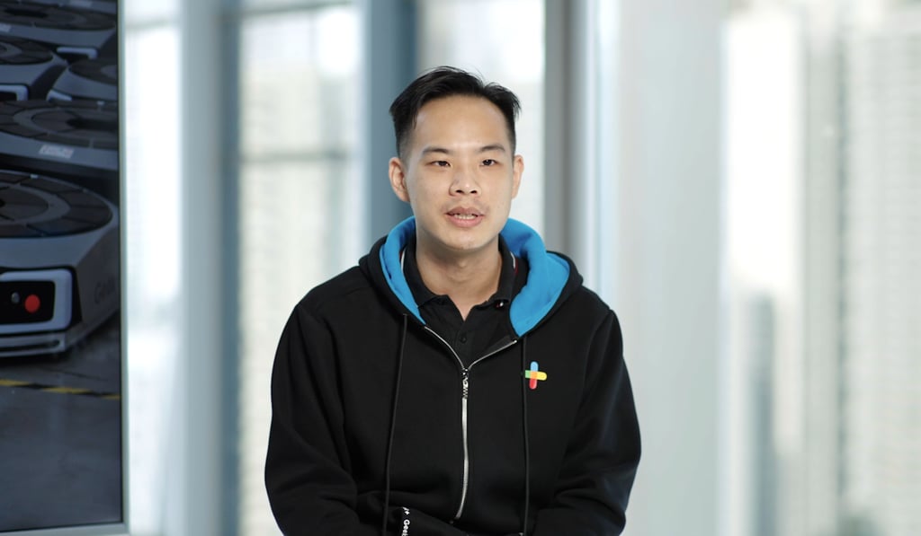 Kerr He, a product specialist at Geek+, has valued the opportunity to learn from engineers at the company while working to improve its technology. Kerr He, a product specialist at Geek+, has valued the opportunity to learn from engineers at the company while working to improve its technology.