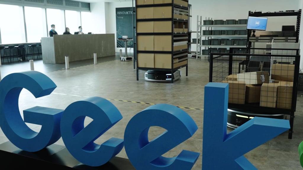 The new R&D centre that Geek+ opened at HKSTP gives the company the space it needs to test and showcase its robotic products and logistics solutions. The new R&D centre that Geek+ opened at HKSTP gives the company the space it needs to test and showcase its robotic products and logistics solutions.