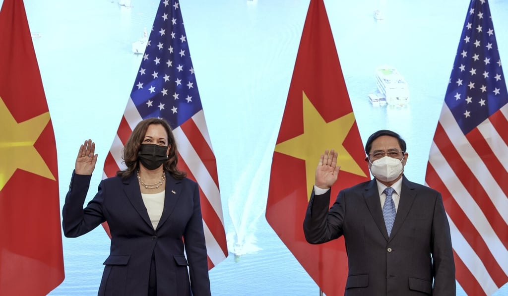 Harris with Vietnam‘s Prime Minister Pham Minh Chinh in Hanoi on Wednesday. Photo: Reuters