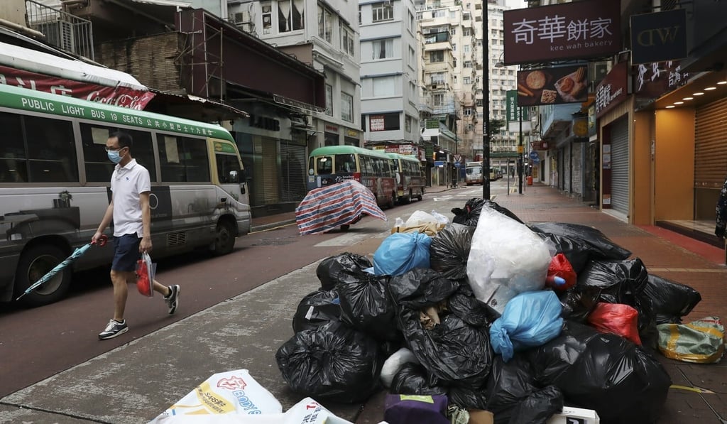 Rubbish is left on the street in Causeway Bay. Photo: Nora Tam