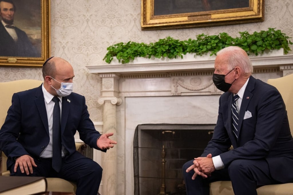 US President Joe Biden, right, meets with Israeli Prime Minister Naftali Bennett in the Oval Office at the White House on Friday, a day after originally planned. Photo: Getty Images US President Joe Biden, right, meets with Israeli Prime Minister Naftali Bennett in the Oval Office at the White House on Friday, a day after originally planned. Photo: Getty Images