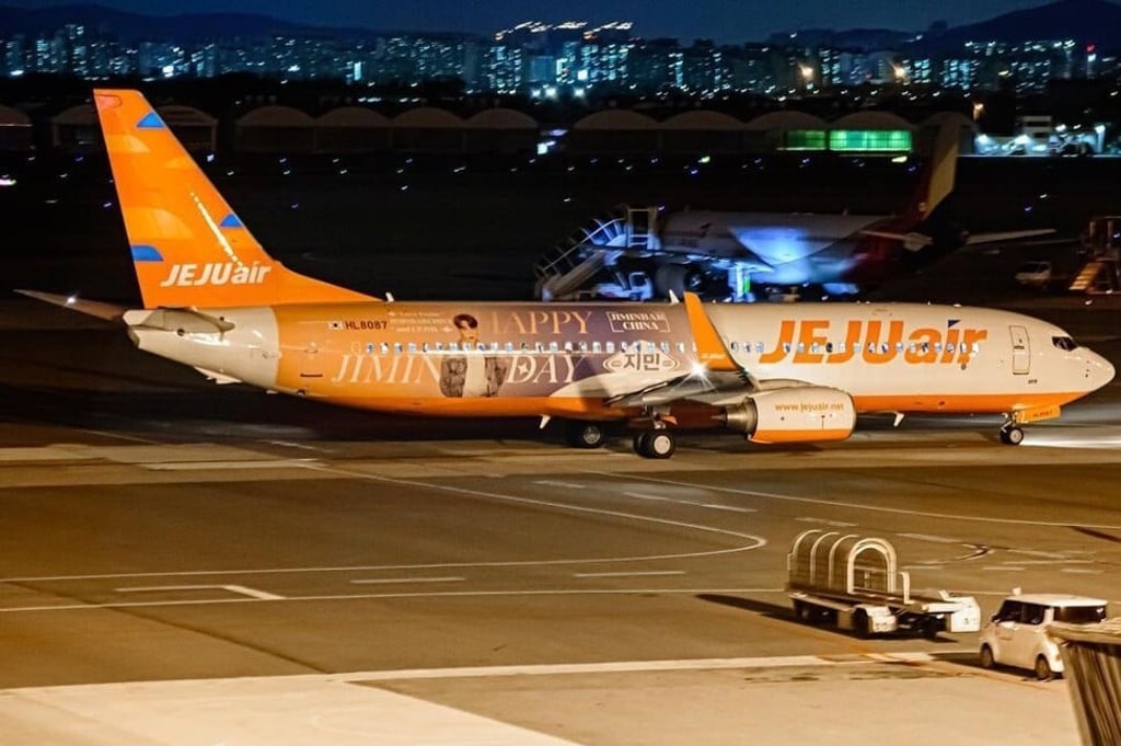 A JejuAir plane emblazoned with Jimin’s birthday banner parked at an airport in South Korea. Photo: Twitter/Jimin Bar China A JejuAir plane emblazoned with Jimin’s birthday banner parked at an airport in South Korea. Photo: Twitter/Jimin Bar China