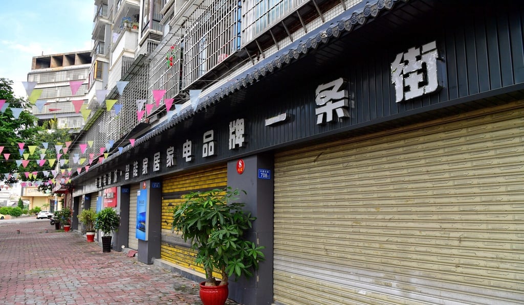 Shops in Fujian province are closed because of the Covid-19 outbreak. Photo: China News Service