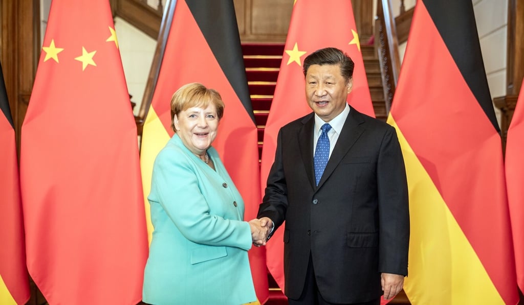 Merkel with Chinese President Xi Jinping at Xi's guesthouse in Beijing in 2019. Photo: EPA-EFE