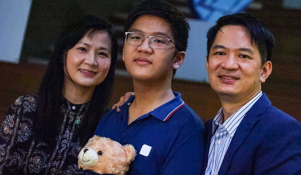 Sean with his parents, Ada and Eric Kong. Photo: Dickson Lee