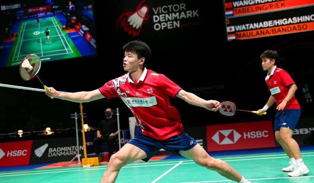 Wang Yilyu (left) and Huang Dongping compete during the mixed doubles first round match against Robin Tabeling and Selena Piekat of the Netherlands at the Victor Denmark Open 2021. Photo: Xinhua Wang Yilyu (left) and Huang Dongping compete during the mixed doubles first round match against Robin Tabeling and Selena Piekat of the Netherlands at the Victor Denmark Open 2021. Photo: Xinhua