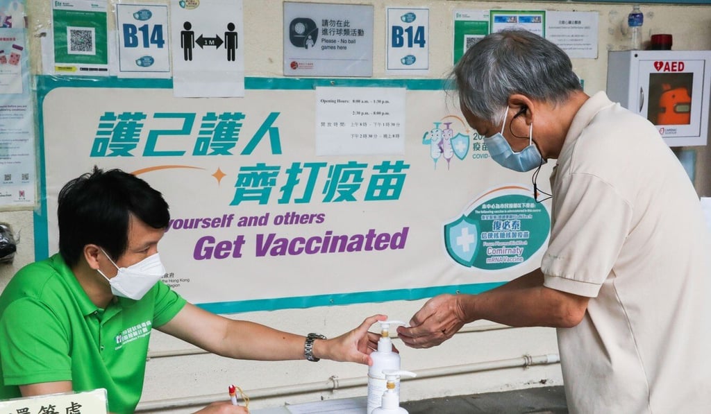 BioNTech shots are administered at Choi Hung Road Badminton Centre. Photo: Edmond So