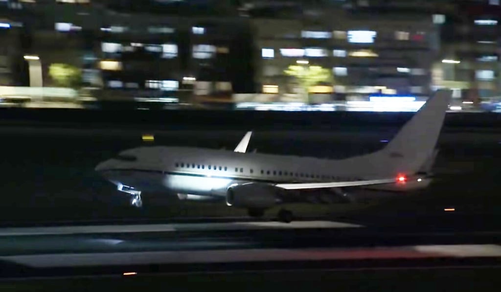A US Navy C-40A plane lands at Taipei’s Songshan Airport on November 9. Photo: Handout