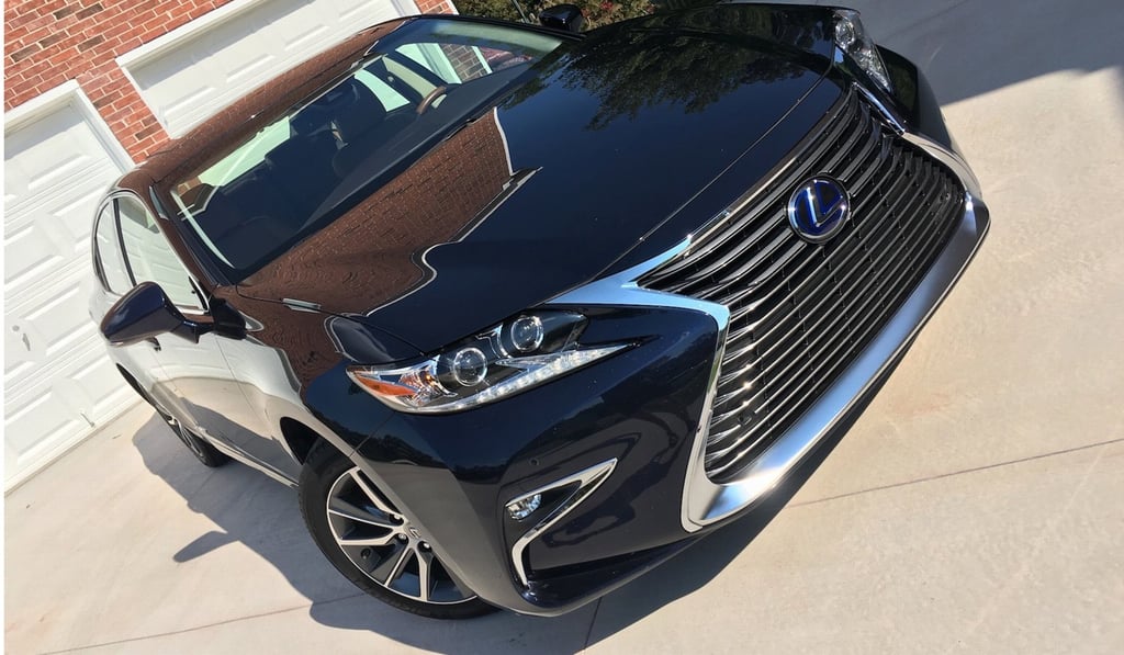 Lexus ES300h