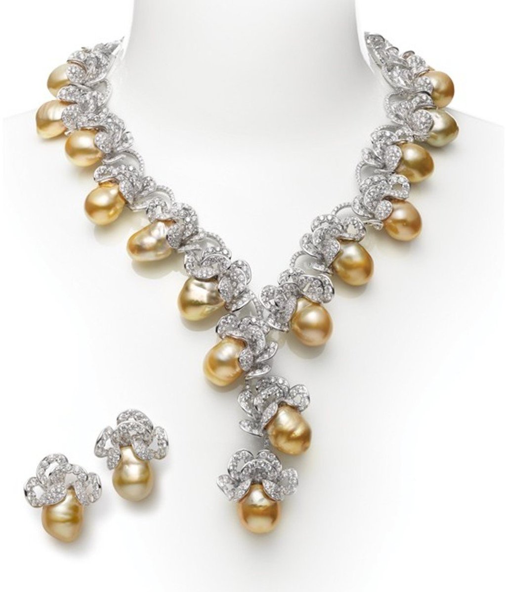 Pearl ornaments design clearance